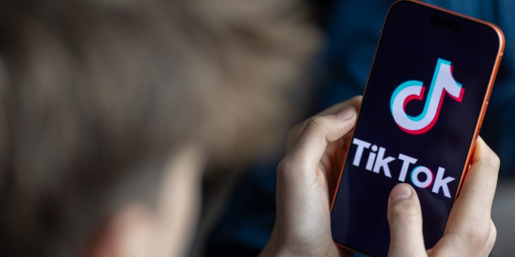 EU-Kommission wirft TikTok mangelhaften Jugendschutz vor