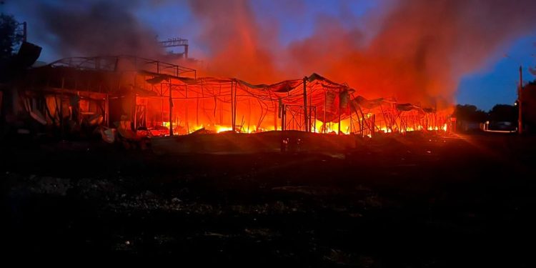 Russland greift Ukraine flächendeckend an – Polen lässt Jets aufsteigen